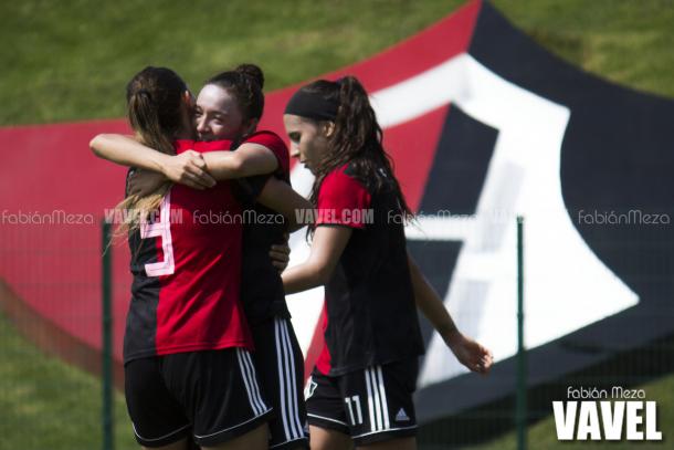 Joana Robles festejo uno de los tres tantos de Atlas Femenil frente a León en la jornada 14 del Apertura 2018. / Foto: Fabián Meza-VAVEL