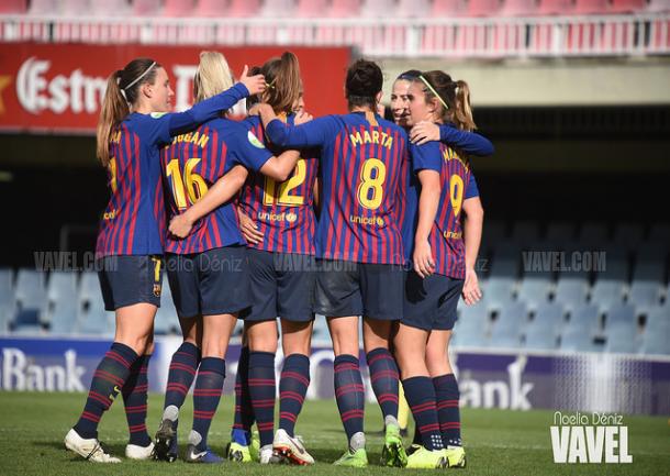 Las jugadoras del Barcelona Femenino celebrando un gol | Foto: Noelia Déniz (VAVEL)
