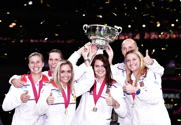 The Czech team celebrate after winning the 2014 Fed Cup. Photo credit: Matej Divizna/Getty Images.