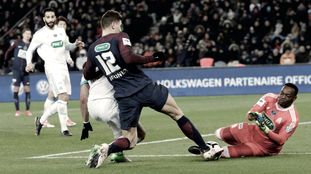 Meunier tiene una ocasión frente a Mandanda | Foto: ceroacero.es