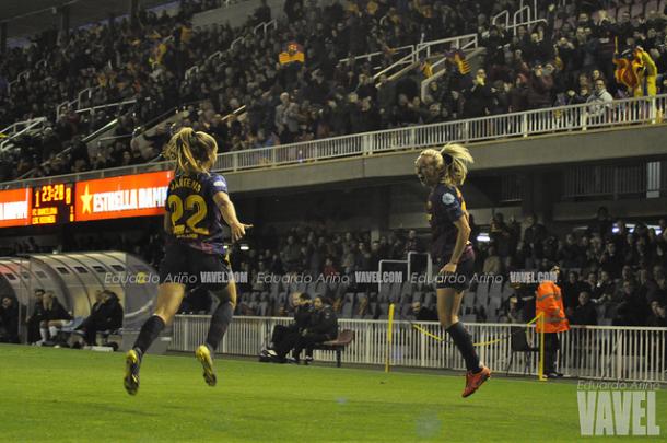 Toni Duggan celebra uno de sus dos tantos. FOTO: Eduardo Ariño