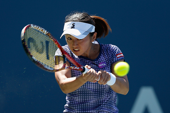 Misaki Doi hits a backhand at the Bank of the West Classic in Stanford/Getty Images