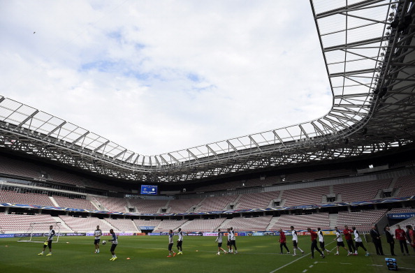 La selección francesa en un entrenamiento realizado en el Stade de Nice. // Foto: Getty Images