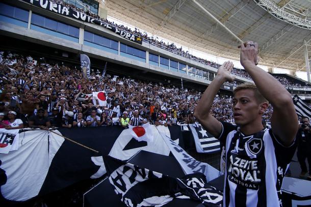 Negociações por Honda e Touré movimentaram o torcedor.(Foto: Vitor Silva/Botafogo)