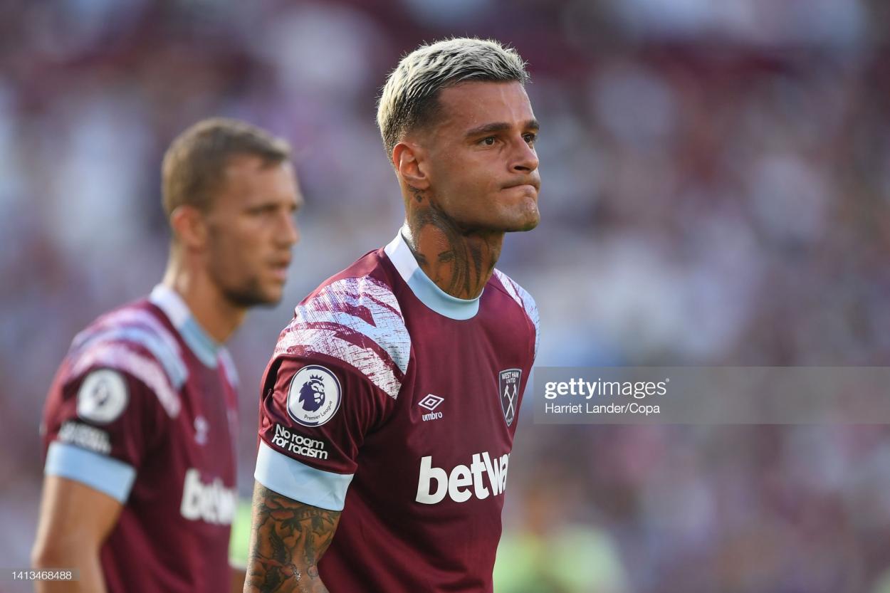LONDON, ENGLAND - AUGUST 07: Gianluca Scamacca of West Ham United reacts during the Premier League match between West Ham United and Manchester City at London Stadium on August 07, 2022 in London, England. (Photo by Harriet Lander/Copa/Getty Images)