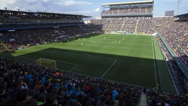 El Estadio de la Cerámica durante un partido contra el Barça | Villarreal CF