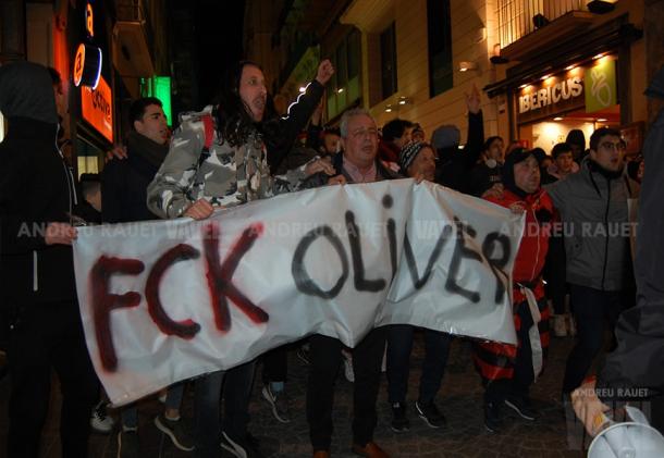 Aficionados del CF Reus en la manifestación | Foto: Andreu Rauet (VAVEL)