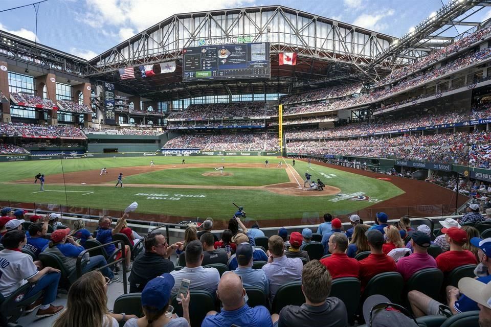 Sports Events 365  Texas Rangers vs Chicago White Sox, Globe Life Field -  01 Aug 2023