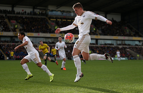 A rare glimpse of Franck Tabanou in Swansea white. (Photo: Catherine Ivill - AMA/Getty Images)