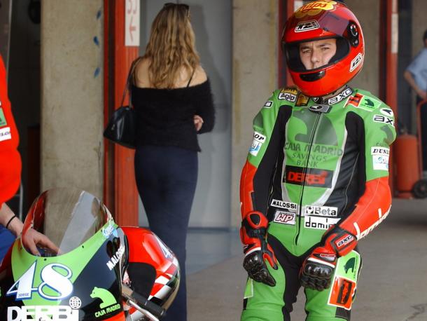Jorge Lorenzo antes de salir a pista. Foto: MotoGP.com