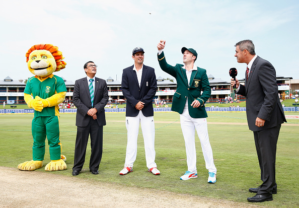 South African captain AB de Villiers wins the toss (photo:getty)