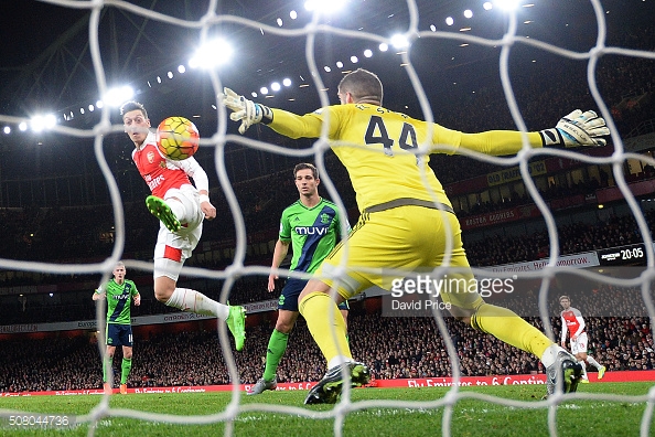 Fraser Forster has not been beaten in over nine hours of football (photo: Getty Images)