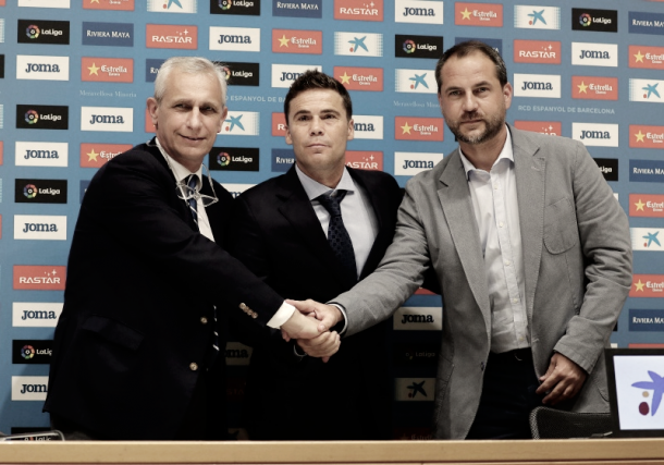 De izquierda a derecha, Carlos García Pont, Rubi y Òscar Perarnau. Foto: RCD Espanyol