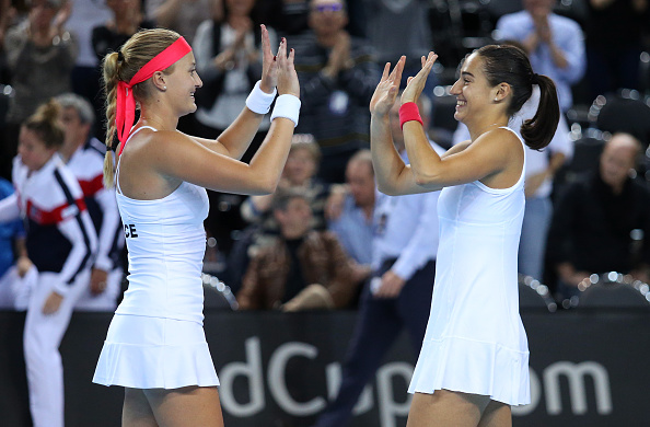 Helping her country reach the Fed Cup has been one of the biggest achievement this year for Mladenovic (left) | Photo: Jean Catuffe/Getty Images