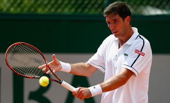 Federico Delbonis in action against Albert Montanes (Photo;Tennis Portal)