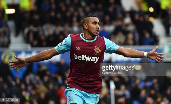 Above: Dimitri Payet celebrating his goal in West Ham's 3-2 win over Everton last season | Photo: Getty Images