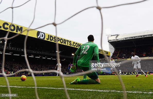 Benteke scores a controversial penalty against Palace in March | Photo: Getty images / Mike Hewitt