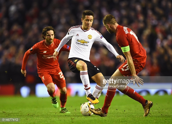 Above: Manchester United's Ander Herrera in action last season against Liverpool | Photo: Getty Images