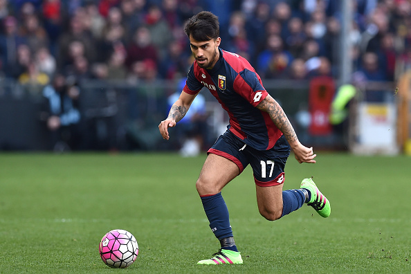 Jogador passou a última temporada emprestado ao Genoa (foto: Valerio Pennicino/Getty Images)