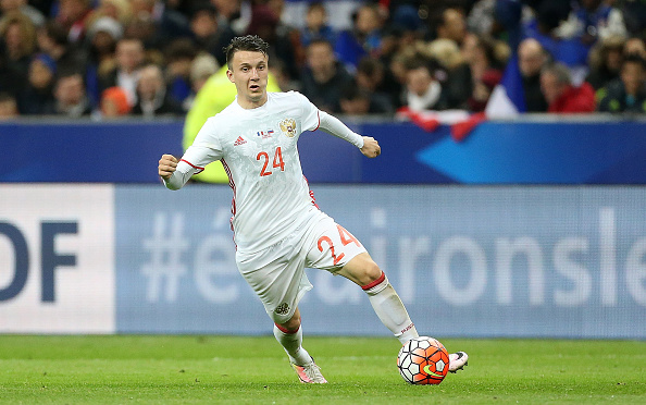 Aleksandr Golovin in action for Russia | Photo: Jean Catuffe