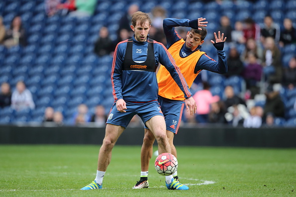 The perfect metaphor: Gamboa was always behind Craig Dawson in the pecking order (Photo: Getty)