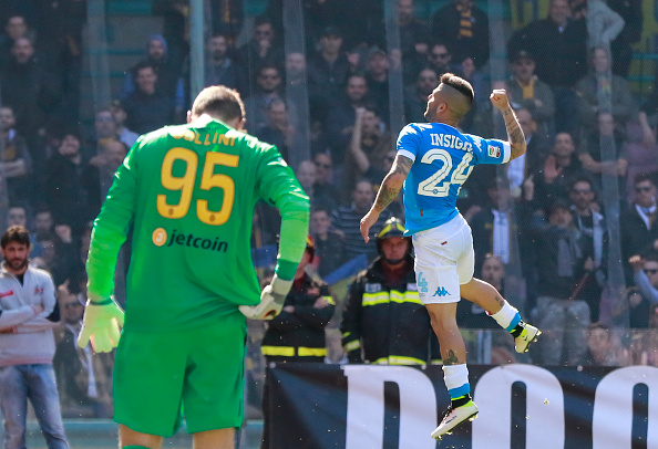 Insigne celebrates one of his 12 goals, this one coming against Verona | Photo: Carlo Hermann/AFP/Getty Images