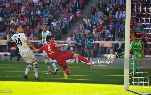 Momento del primer gol del partido. // (Foto de Getty Images)
