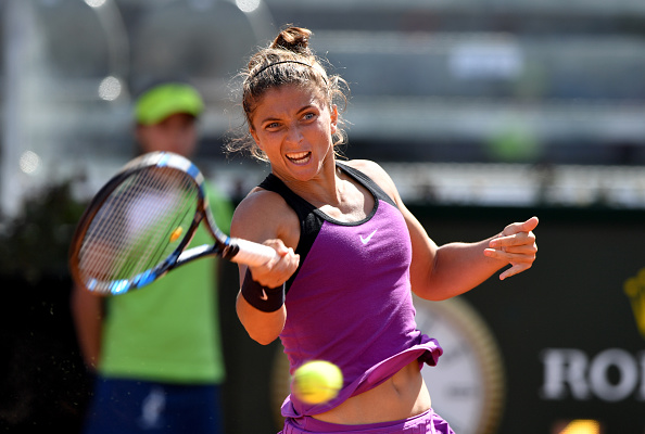 Even though she's the top seed, Errani has a tough battle on her hands | Photo: Tiziana Fabi/Getty Images