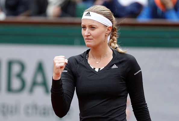 Mladenovic edges for the first time in the set | Photo: Thomas Samson/Getty Images