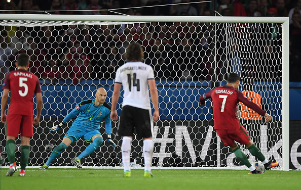 Cristiano Ronaldo capped a nightmare showing versus Austria with a missed penalty (photo:getty) 