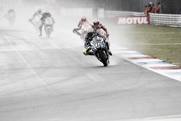 Rossi crashed out of first place during Assen last round | Photo: Getty