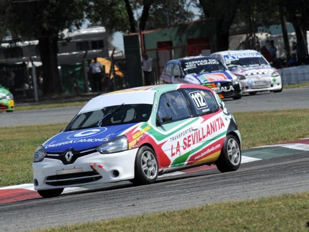 Juan Ortega transitando una de las variantes del "Parque de la Velocidad". Foto: APAT.