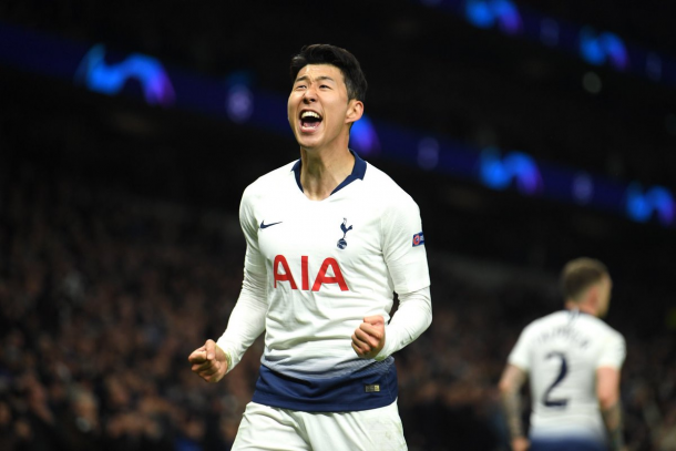 Son celebrando en el Tottenham stadium / Foto: Twitter oficial del Tottenham