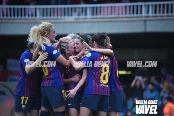 Las jugadoras del Barcelona celebrando el gol de Mariona | Fuente: Noelia Déniz (VAVEL)
