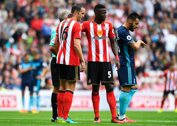 Above: John O'Shea showing his disappointment after his injury in Sunderland's 2-1 defeat to Middlesbrough | Photo: Getty Images