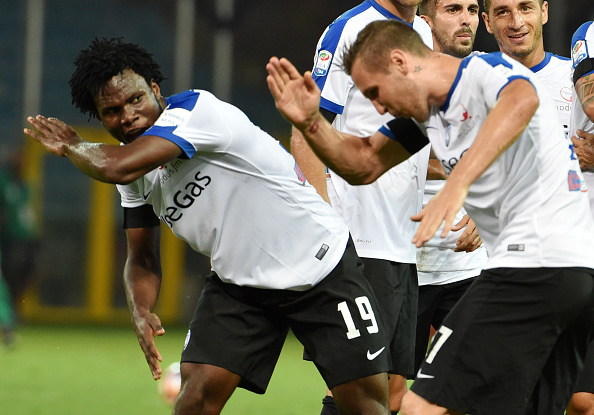 Kessie and teammate Jasmin Kurtic celebrate | Photo: GettyImages