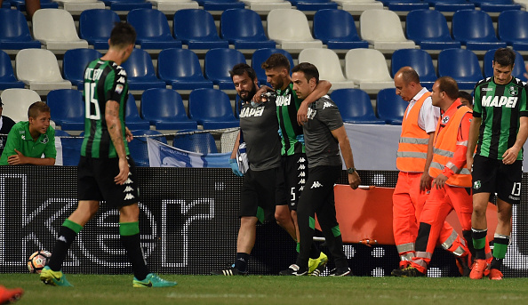 Berardi had to be helped off the pitch | Photo: Pier Marco Tacca/Getty Images