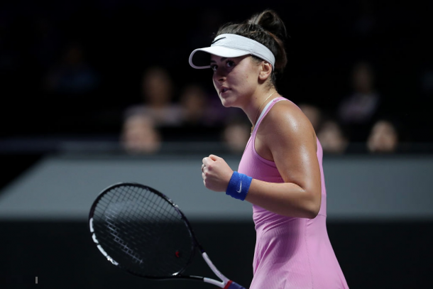 Bianca Andreescu rolled to take the first set | Photo: Lintao Zhang