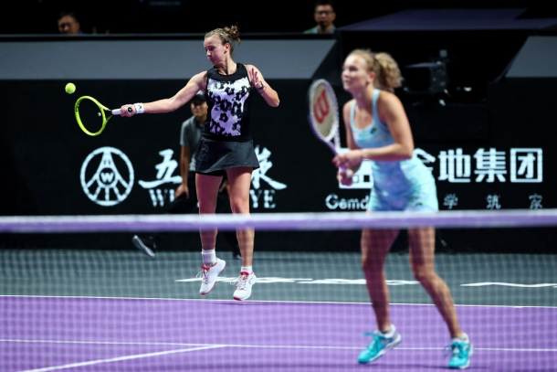 Krejcikova and Siniakova in action | Photo: Clive Brunskill