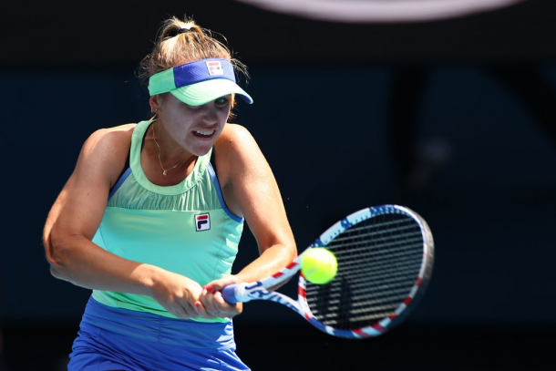 Sofia Kenin fought well to claim the first set | Photo: Cameron Spencer