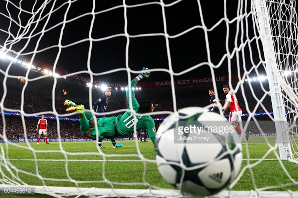 Sanchez leveller gave Arsenal a vital point in Paris (photo:getty)