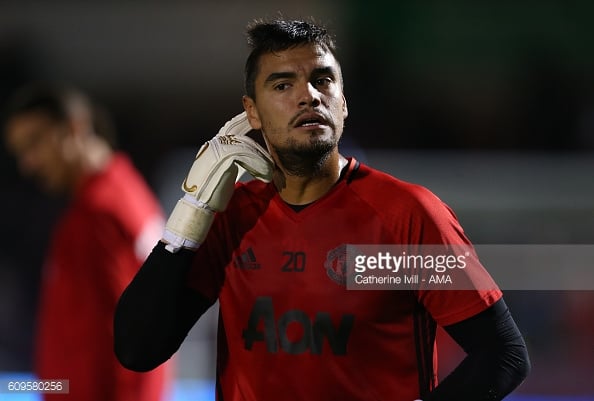 Above: Sergio Romero training ahead of Manchester United's 3-1 win over Northampton Town | Photo: Getty Images