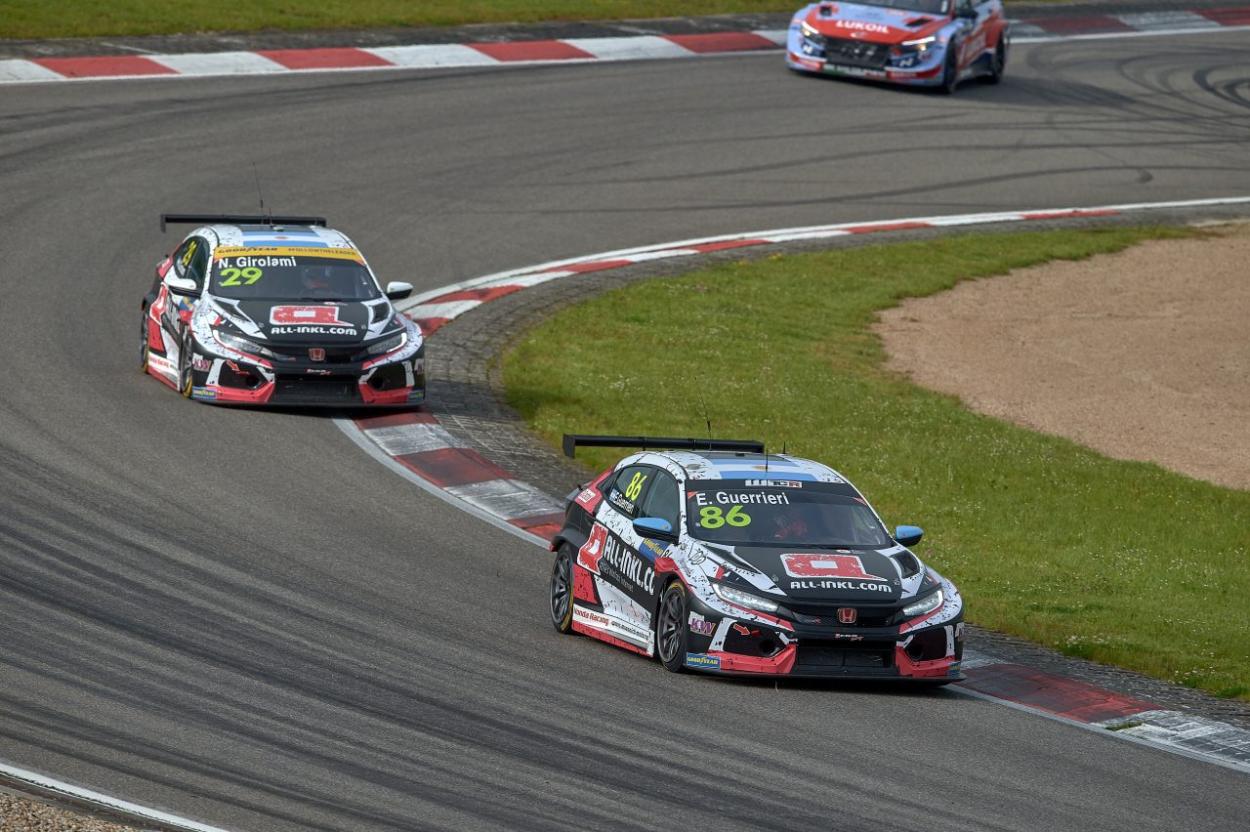 Guerrieri y Girolami en Nürburgring: Foto Honda Racing WTCR