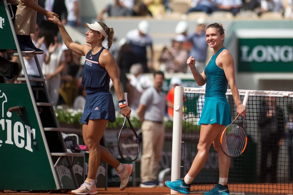 Halep got the better of Kerber once again, at the second <b><a  data-cke-saved-href='https://vavel.com/en-us/tennis-usa/2021/07/06/1077346-2021-wimbledon-ons-jabeur-upsets-iga-swiatek-in-three-sets.html' href='https://vavel.com/en-us/tennis-usa/2021/07/06/1077346-2021-wimbledon-ons-jabeur-upsets-iga-swiatek-in-three-sets.html'>Grand Slam</a></b> of 2018, in their quarterfinal clash at <b><a  data-cke-saved-href='https://vavel.com/en-us/tennis-usa/2021/06/29/1076528-2021-wimbledon-frances-tiafoe-stuns-stefanos-tsitsipas.html' href='https://vavel.com/en-us/tennis-usa/2021/06/29/1076528-2021-wimbledon-frances-tiafoe-stuns-stefanos-tsitsipas.html'>Roland Garros</a></b>. Photo: 