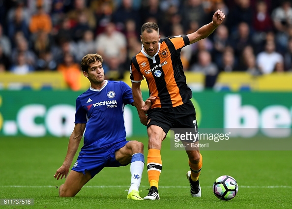 Above: Marco Alonso in actionduring Chelsea's 2-0 win over Hull City | Photo: Getty Images