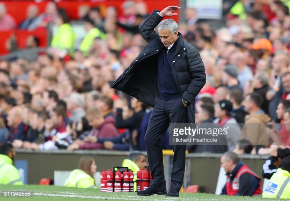 Mourinho couldn't believe that his team didn't win the game | Photo: Richard Heathcote / Getty Images