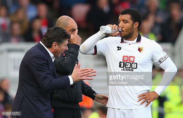 Mazzarri giving out instructions to Troy Deeney (Photo: Alex Livesey/ Getty Images)