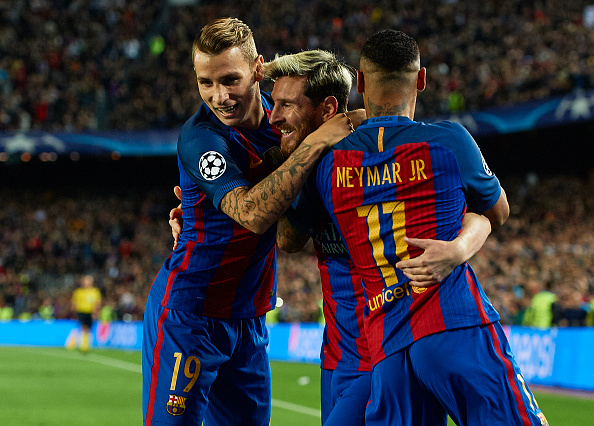Lucas Digne y Neymar Jr festejan junto a Leo Messi el tanto del argentino | Getty Images