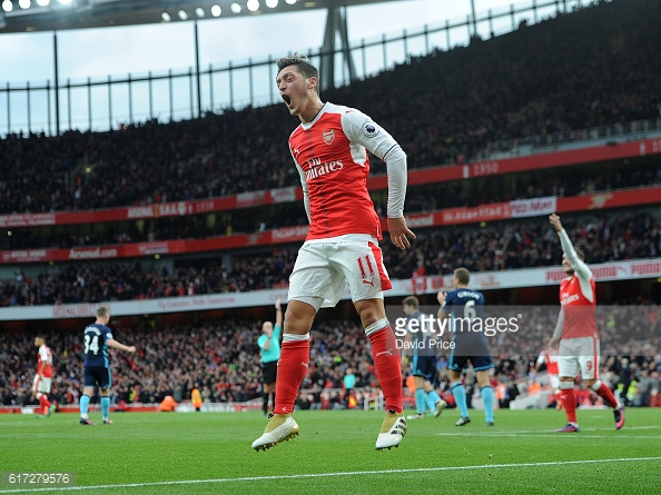 Above: Mesut Ozil been frustrated in Arsenal's 0-0 draw with Middlesbrough | Photo: Getty Images 