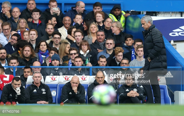 Mourinho was left a frustarted figure on the touchline during his side's thrashing at the hand of Chelsea | Photo: Getty Images
